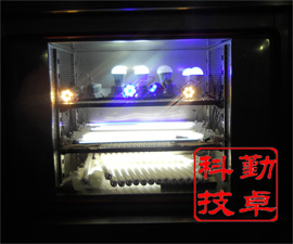 微電腦高低溫（wēn）試（shì）驗機