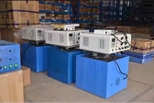 電(diàn)磁式振動試(shì)驗機